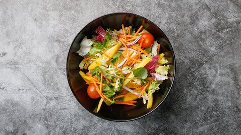25. Mangosalat med spicy dressing Thai stil