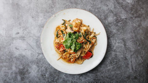 93. Pad Kee Mao Kai: spicy drunken nudler med kylling